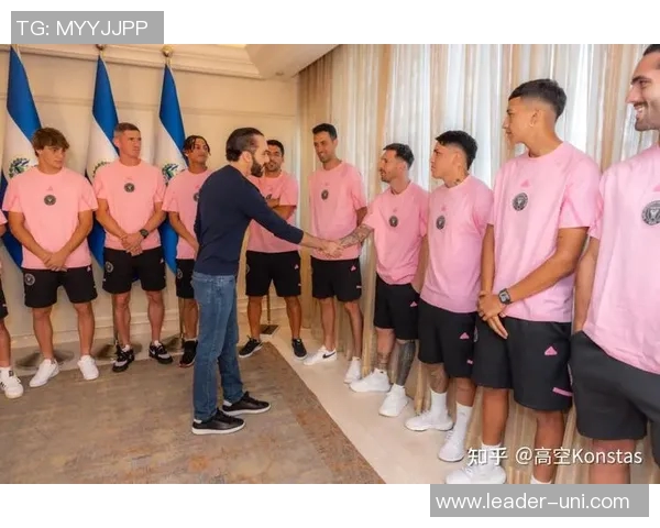 梅西化身普通路人街头现身引发球迷惊喜与热议 梅西化身普通路人街头现身引发球迷惊喜与热议