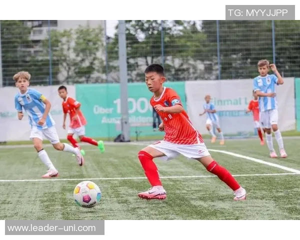 中国足球明星及国际球星在华发展与影响力探讨